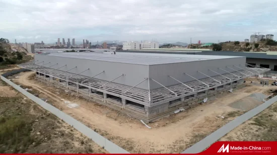 Structure en acier préfabriquée de grande hauteur de prix d'usine pour la fabrication de bâtiments de hangar de hangar d'atelier d'entrepôt métallique Peb